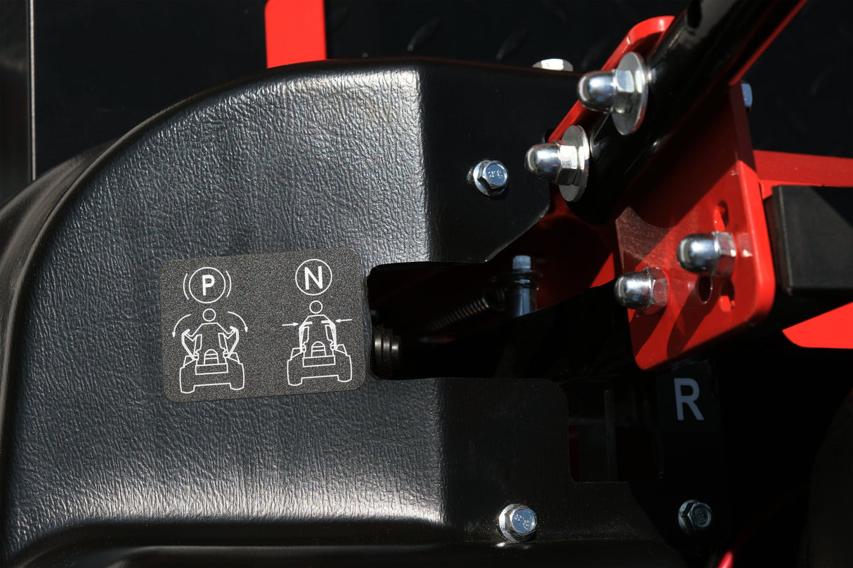 Trattorino Yato a Benzina 546cc 1066 mm 11 kW Professionale