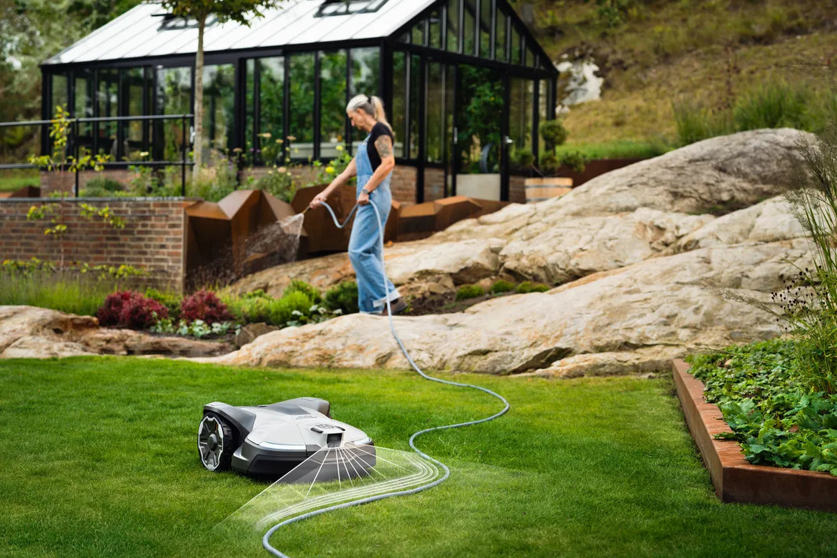 Robot Tagliaerba Husqvarna Automower® 450V NERA – fino a 7.500 m²