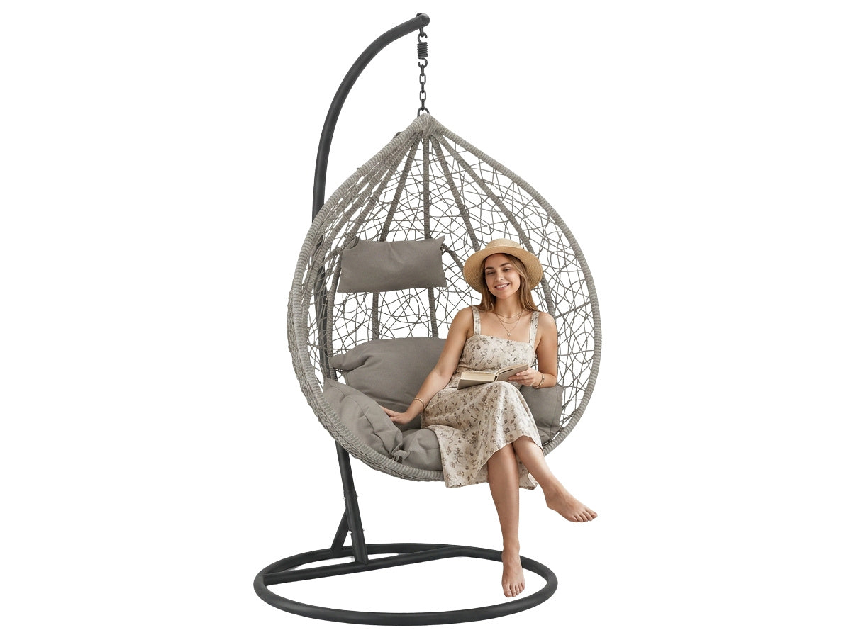 Poltrona sospesa Garden Line grigio chiaro in technorattan con cuscino grigio