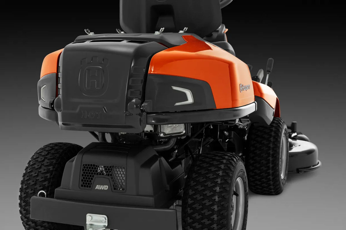 Trattorino Rider Husqvarna R 316TX AWD – Kawasaki V-Twin 603 cc (Senza Piatto)