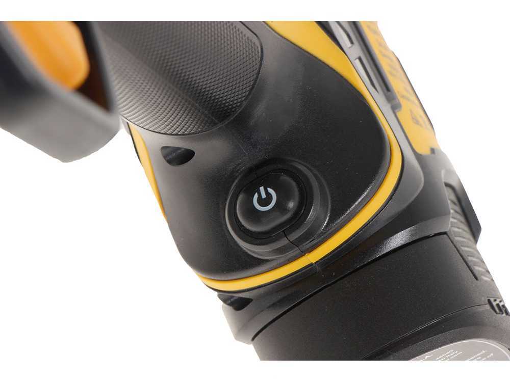 Forbici Da Potatura a Batteria Volpi PV295 14,4V Brushless Con Display Taglio 25mm