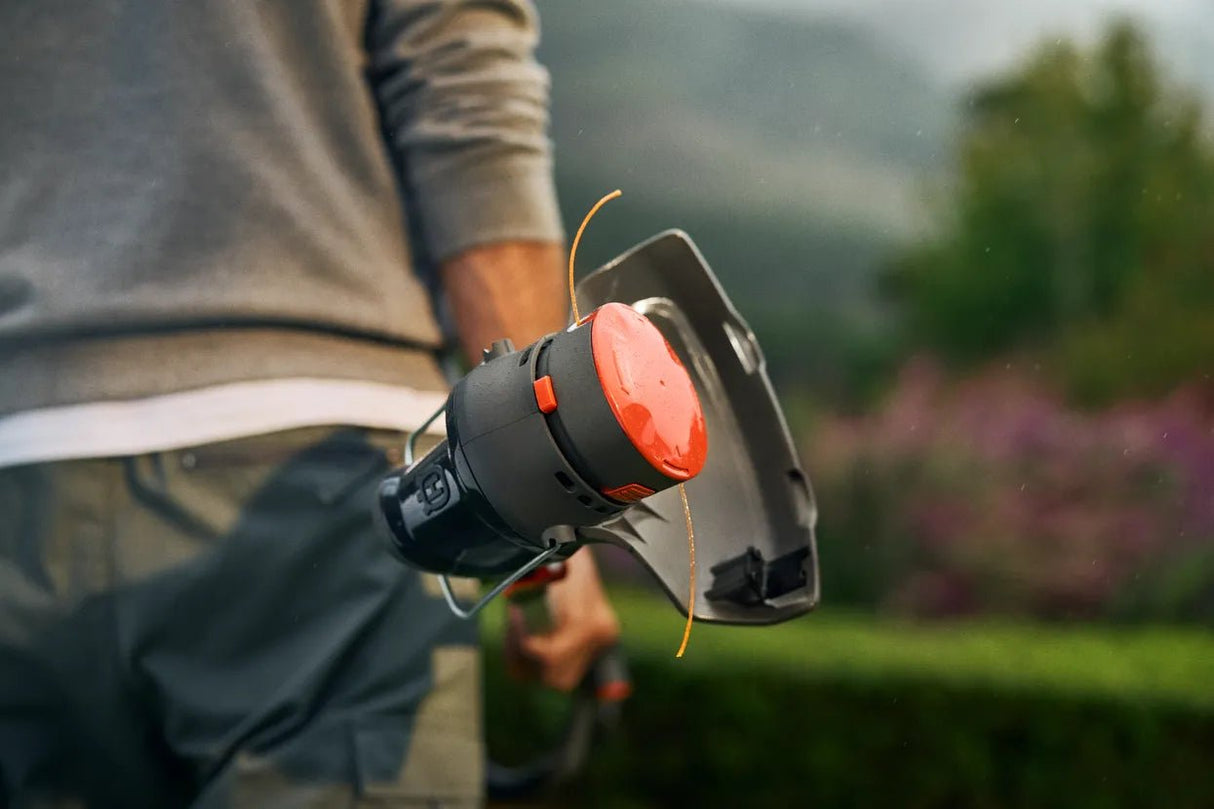 Bordatore Husqvarna Aspire™ T28-P4A - con batteria e caricabatterie
