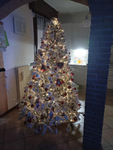 Albero di Natale innevato alto 2,10 m con base in metallo