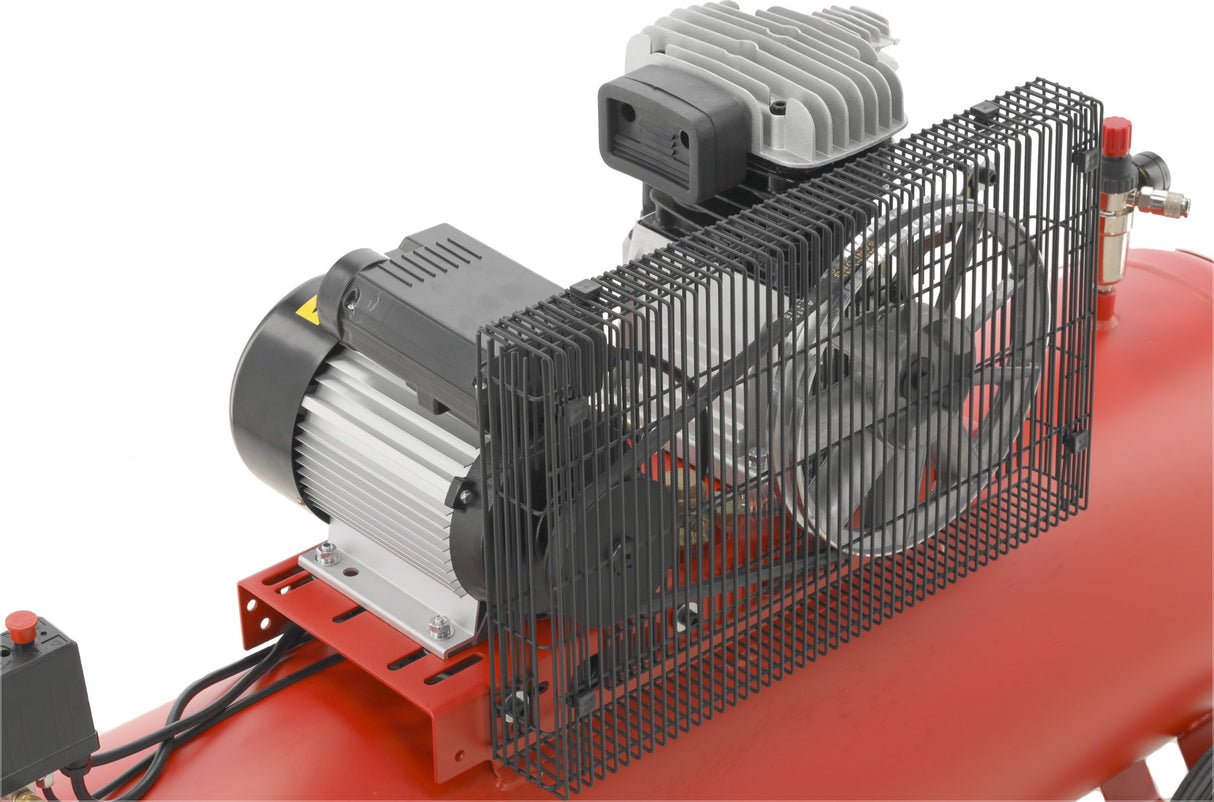 Compressore d’Aria a Olio 200 Litri – 2200 W 3 Cv Yato