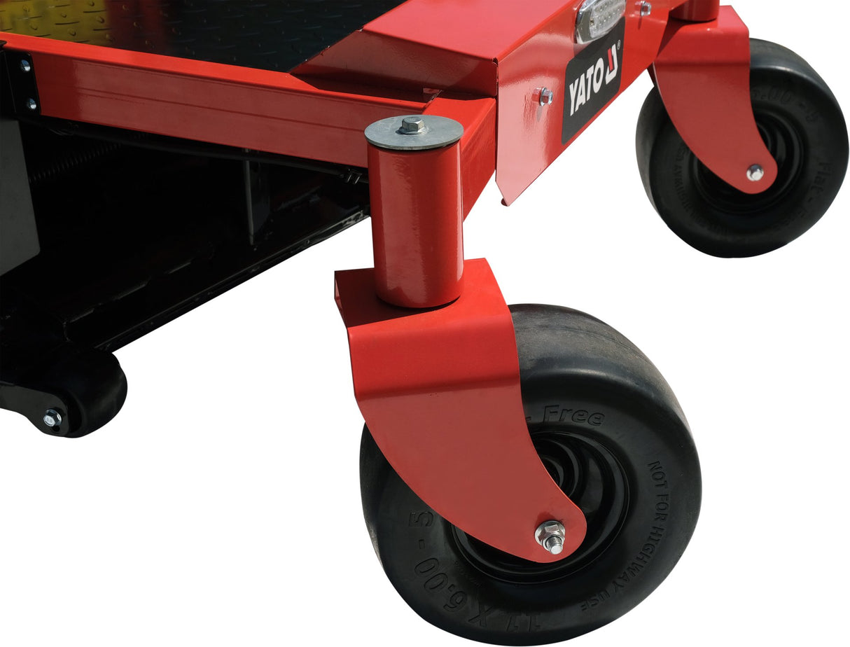 Trattorino Yato a Benzina 546cc 1066 mm 11 kW Professionale