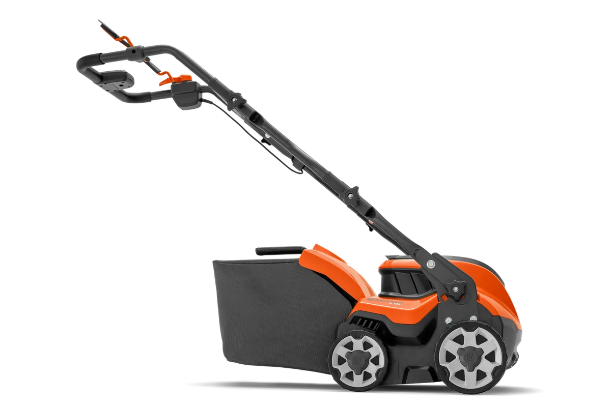 Tagliaerba a batteria Husqvarna LB 246iS semovente